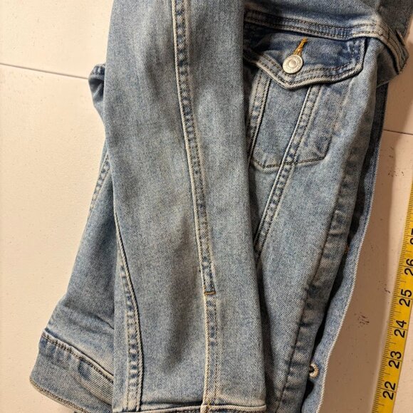 Vintage Y2K Levi’s Trucker Jacket Red Tab Light Wash Denim Made In USA Sz Small - Picture 11 of 12